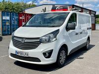 VAUXHALL VIVARO